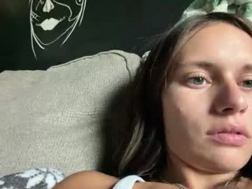 ariel winters