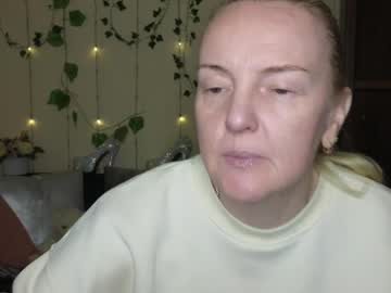 bella hadatt