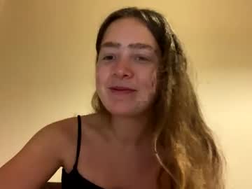 chloe lovesit