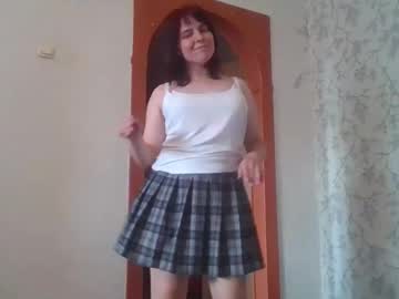 julia357743