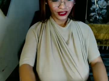 kisses asian143