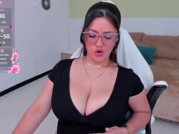 lauren bigboobs