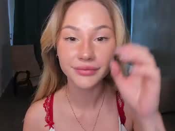 mia magnusen
