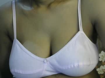 shiri hot