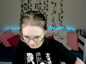 shy elina01