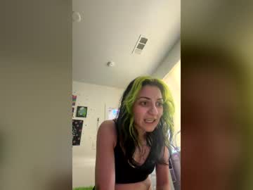 thebrattybelle9