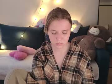 viki charm